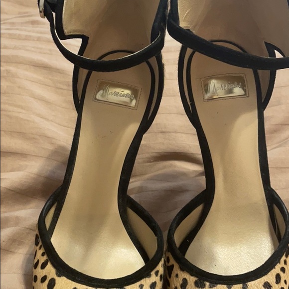 Heels - Picture 6 of 9